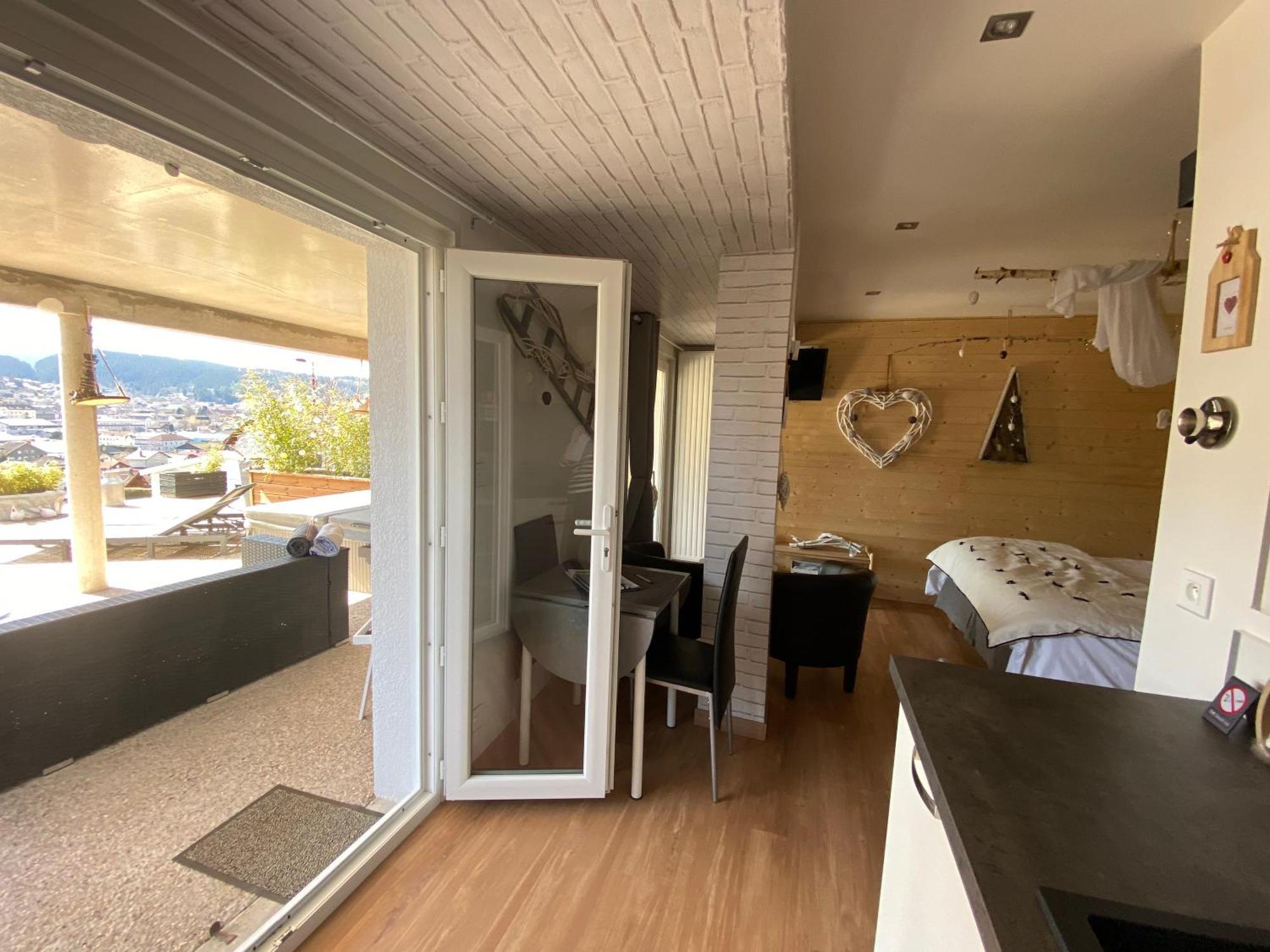 Au Nid Cosy D'Isa A Gerardmer Vosges - Spas Privatifs Luaran gambar