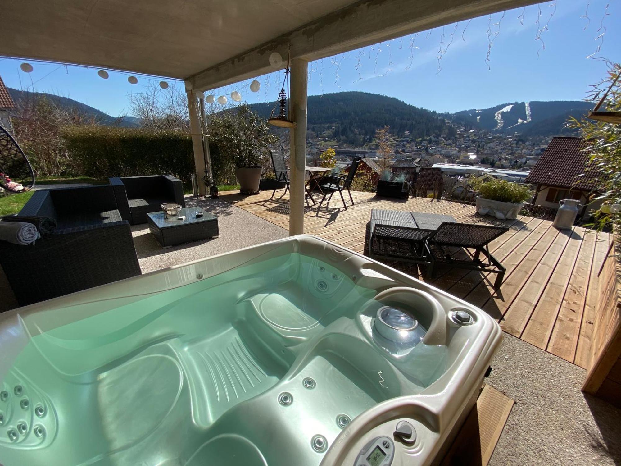 Au Nid Cosy D'Isa A Gerardmer Vosges - Spas Privatifs Luaran gambar